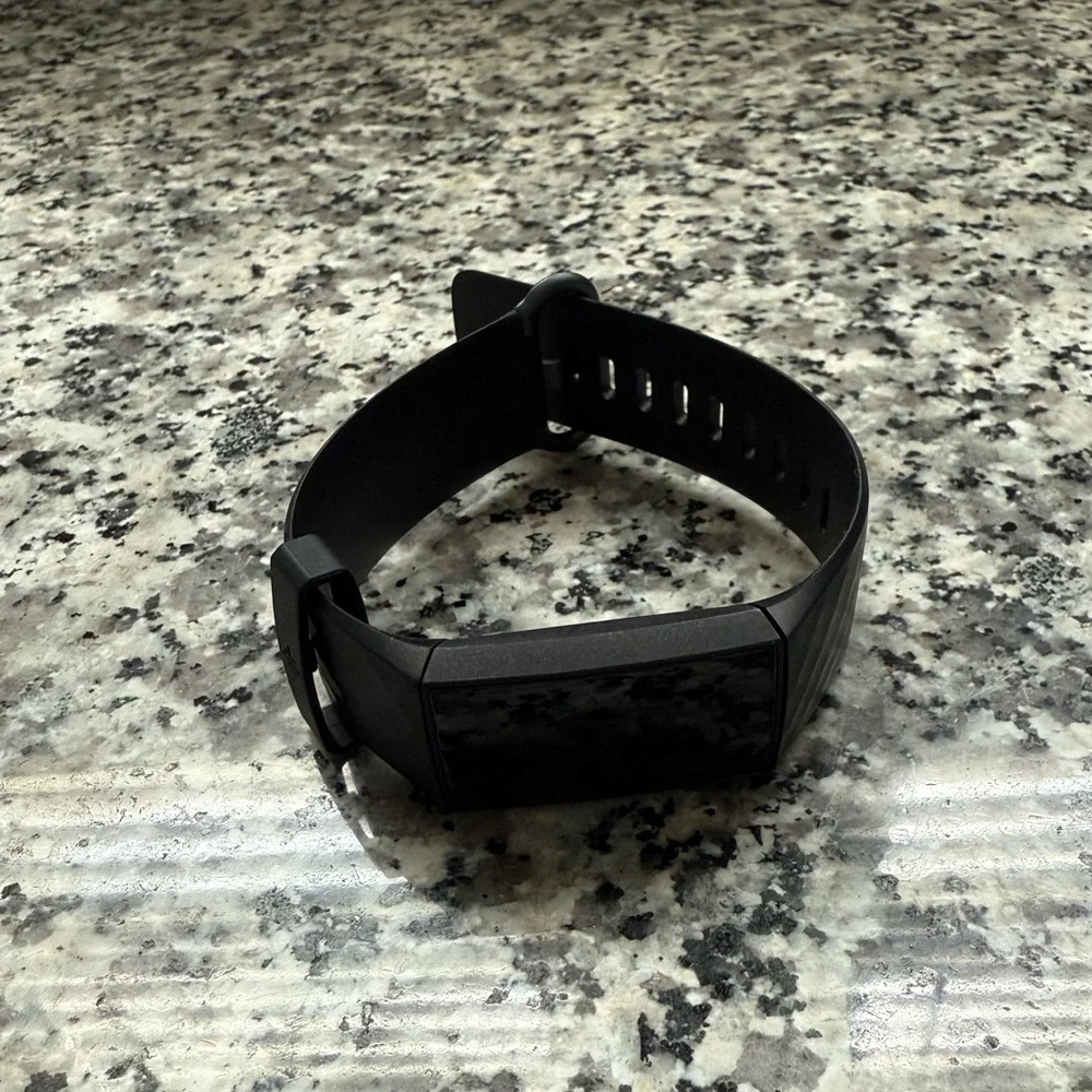 Fitbit Charge 4 Fitness and Activity Tracker